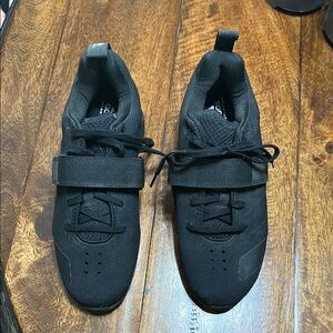 Adidas Black weightlifting lifters